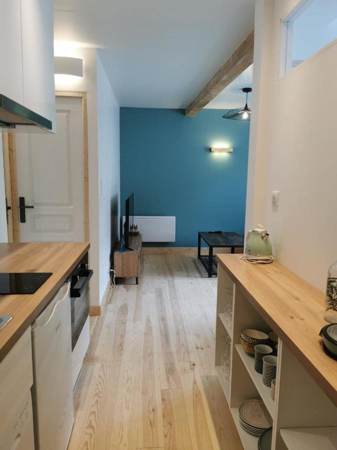 Apartment Du Centre: Renovated City-center Flats With Ac