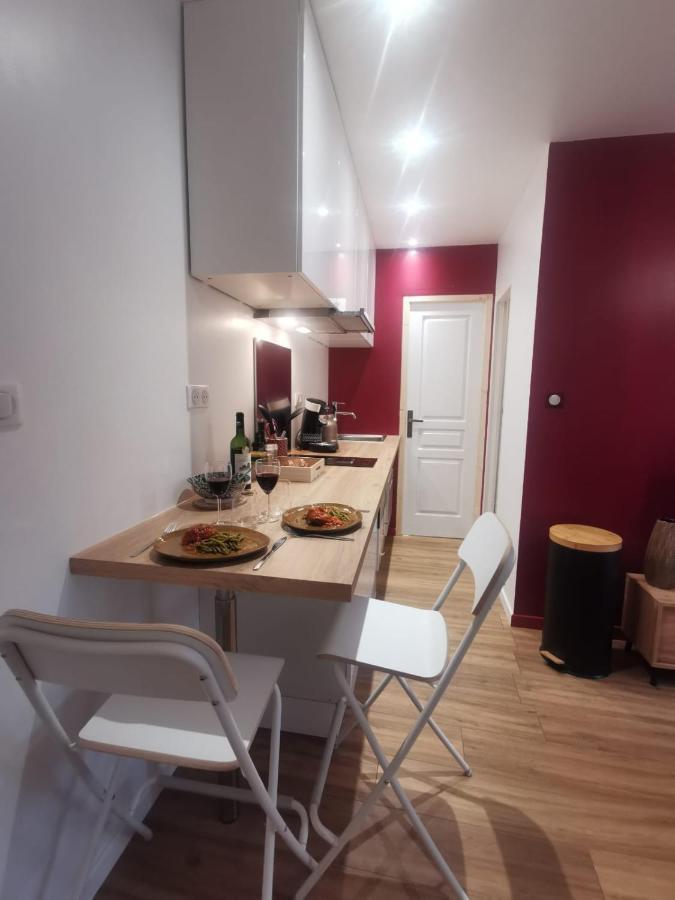 Du Centre: Renovated City-center Flats With Ac Apartment *