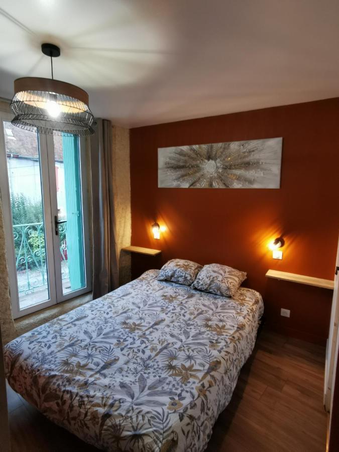Du Centre: Renovated City-center Flats With Ac * Salies-de-Bearn